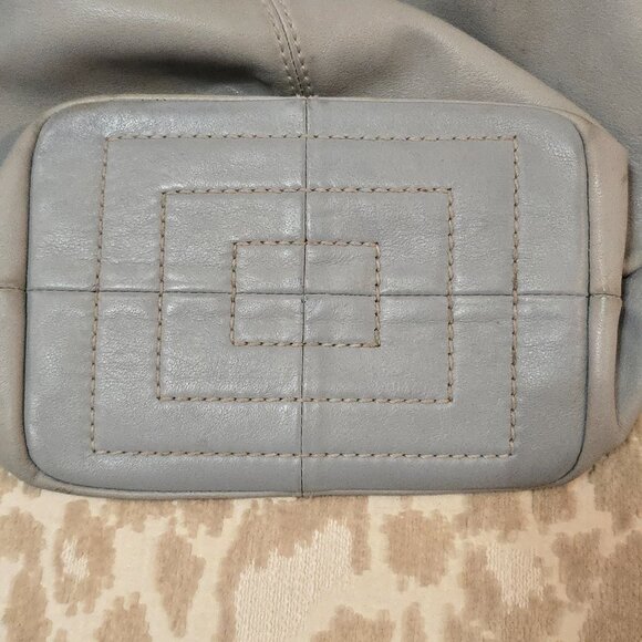 Tignanello Gray Leather Tote Bucket Bag With Striped Interior Double Handles - Picture 11 of 13